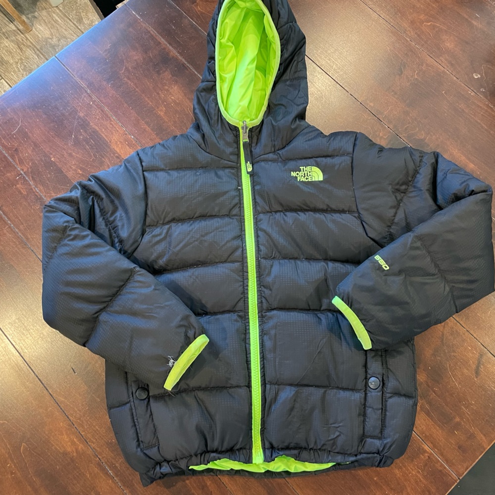 The North Face Reversible 550 jacket